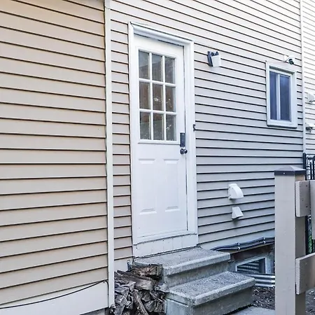 Elegant Basement In Barrhaven, *