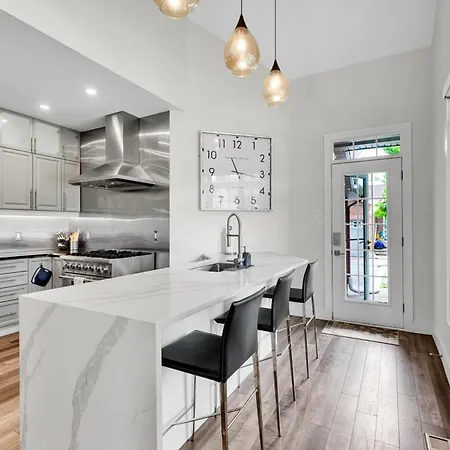 Executive House Close To Hospital Campus And Cheo *