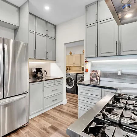 Executive House Close To Hospital Campus And Cheo * Ottawa