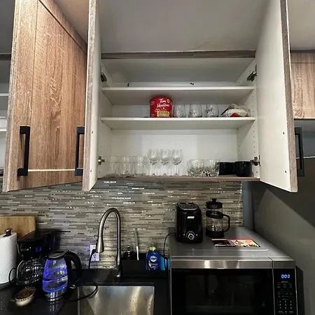Apartment Ideal Monthly Entire Unit 2 Bd 1bh Free Parking Lowertown Ottawa