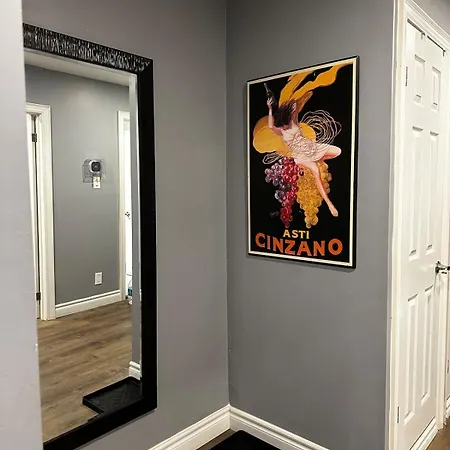 Ideal Monthly Entire Unit 2 Bd 1bh Free Parking Lowertown Apartment