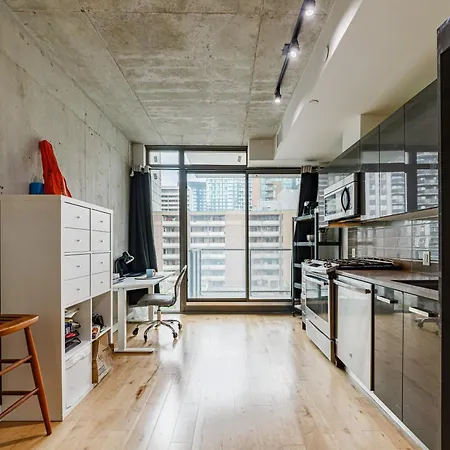 Apartment Furnished Short Term Sept 8 To Sept 30 Vancouver 2 Bedrooms 1 Bath *