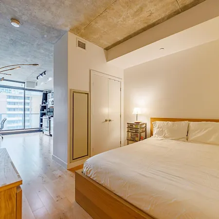 Furnished Short Term Sept 8 To Sept 30 Vancouver 2 Bedrooms 1 Bath * Ottawa
