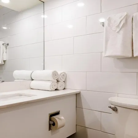 Cartier Place Hotel