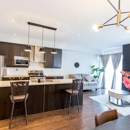 Favour Homes Guest house Ottawa