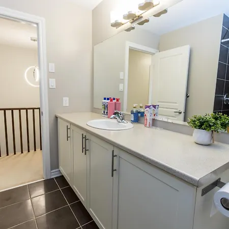 Favour Homes