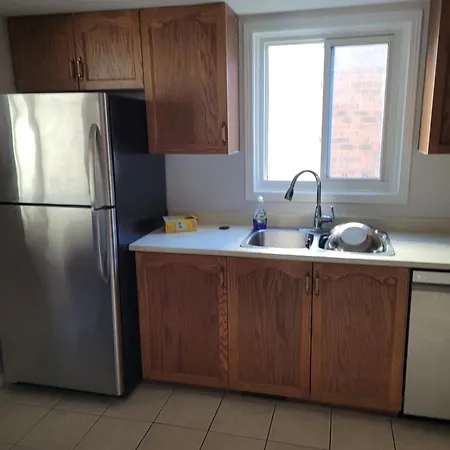 Homestay Prime Location & Cozy At The Heart Of Kanata,
