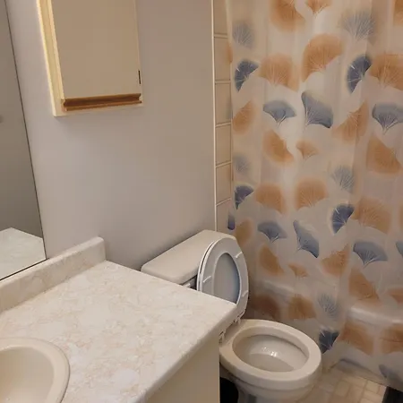 Prime Location & Cozy At The Heart Of Kanata, * Ottawa
