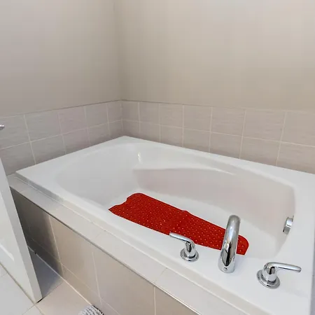 Guest house Favour Homes