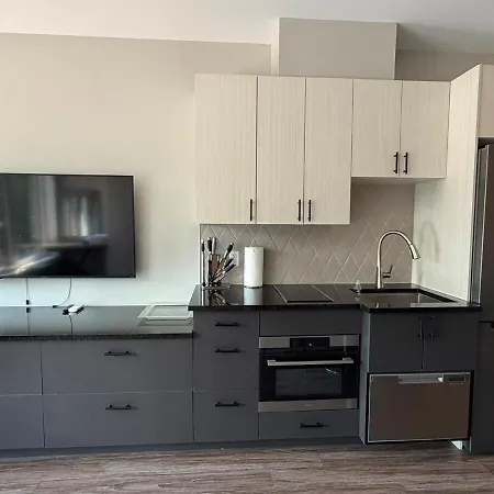 Modern 1br In Beechwood Village *