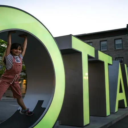 - Dwtn - Parliament Hill By Ihg Ottawa