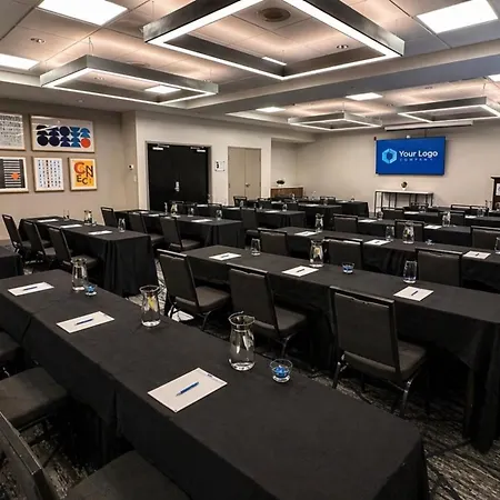 Express & West - Nepean By Ihg Hotel Ottawa