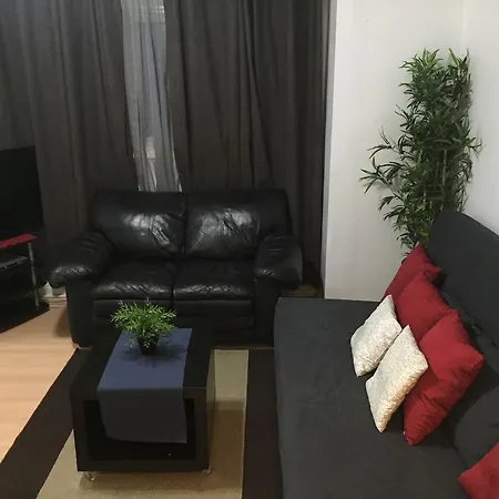 Adib - 2077 Walkley Rd, Unit A2 *