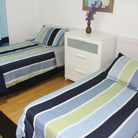 Adib Apartments - 931 Pinecrest Rd, Unit C * Ottawa