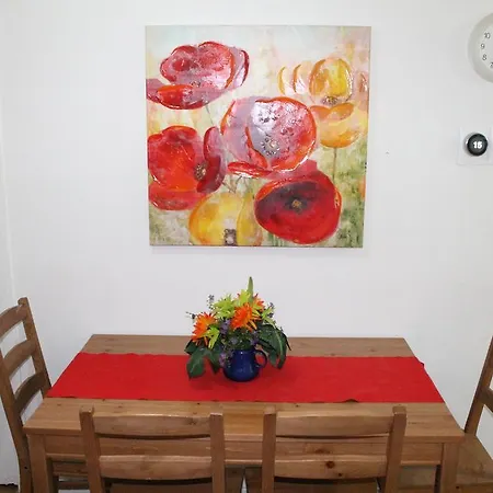 Adib Apartments - 931 Pinecrest Rd, Unit B Ottawa
