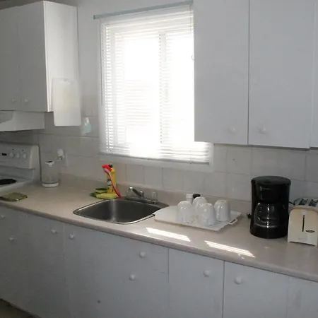 Adib Apartments - 1691 Baseline Rd, Unit A1 Apartment *