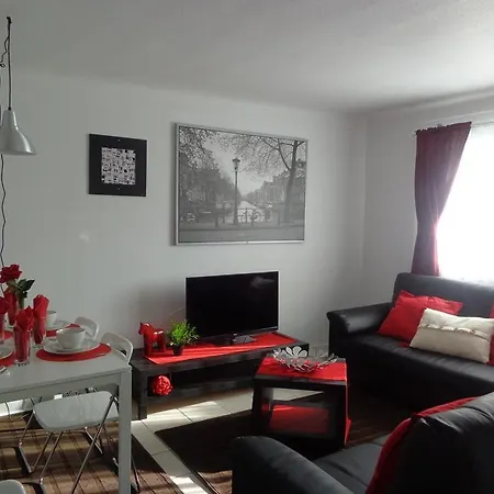 Apartment Adib - 630 Cummings Ave, Unit 11 Ottawa