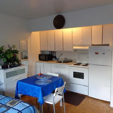 Apartment Adib - 2448 Carling Ave, Unit 107