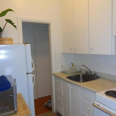 Adib - 362 Friel St, Unit 1