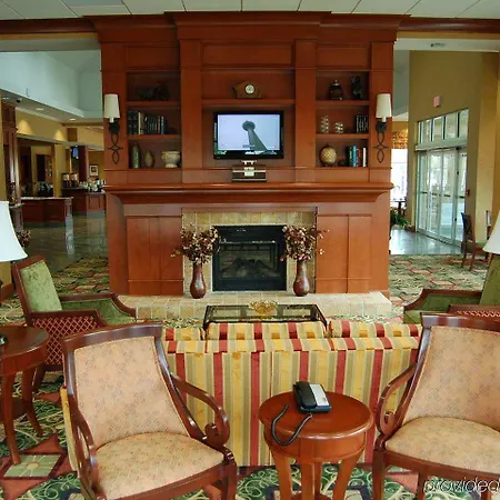 Hilton Garden Airport Hotel Ottawa