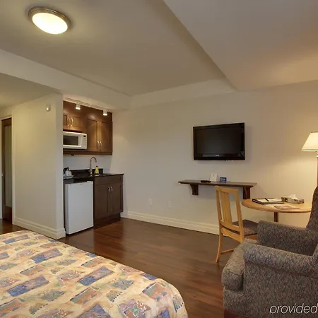 Embassy West Hotel Ottawa