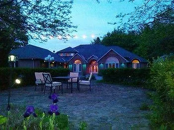 Country View Manor