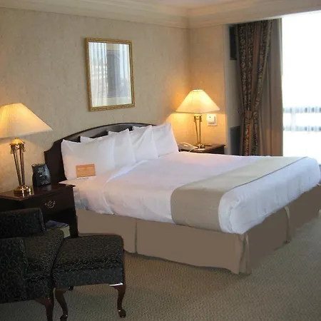 Hotel & Ottawa-downtown Ottawa