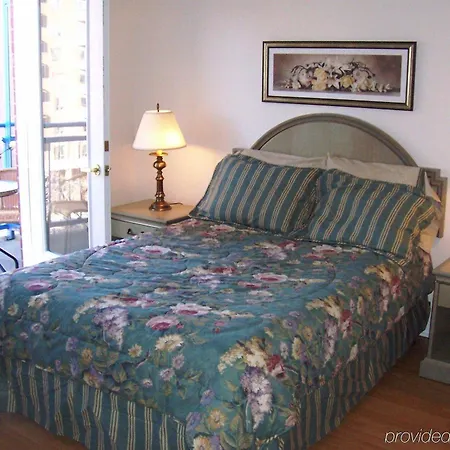 Byward Blue Hotel