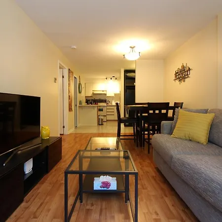 Frank Street Flats Apartment *