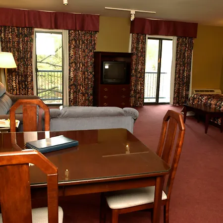 Hotel Ramada By Wyndham On The Rideau Ottawa