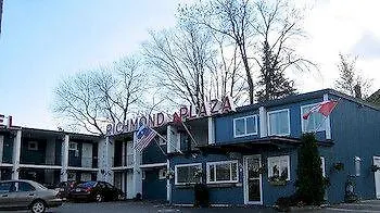 Motel Richmond Plaza *