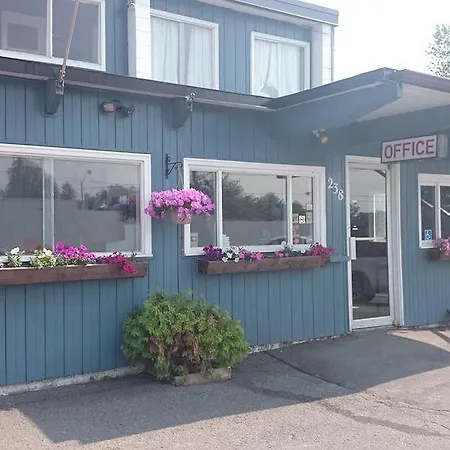 Richmond Plaza Motel *