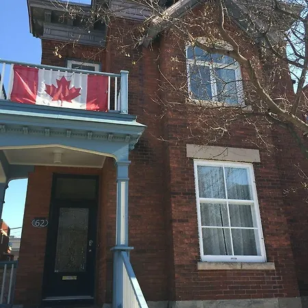 The Century House 3* Ottawa