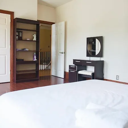 Jstlikehome - Luxury Mansion & Guest house Ottawa