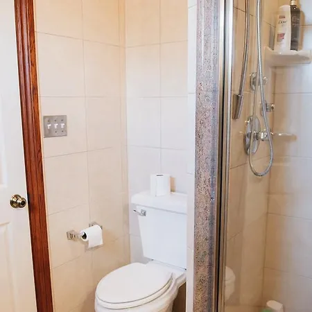 Jstlikehome - Luxury Mansion & Guest house 3*