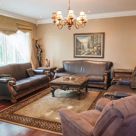 Guest house Jstlikehome - Luxury Mansion & Ottawa