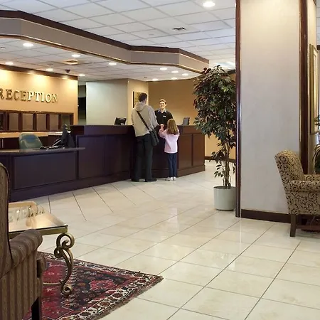 Capital Hill & Hotel 3*