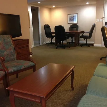 Hotel Capital Hill & 3*
