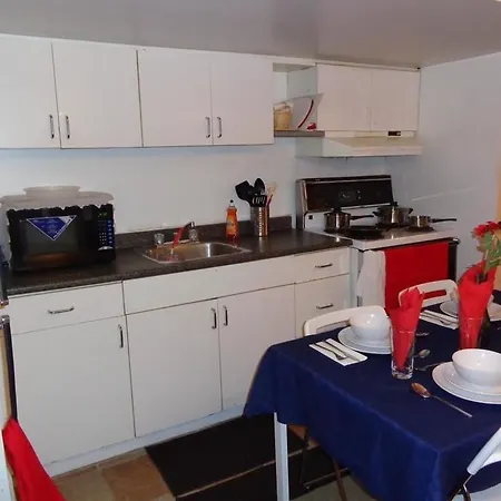 Apartment Adib Apartments - 1691 Baseline Rd, Unit A1 *