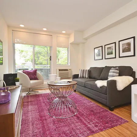 Liv Extended 4* Ottawa