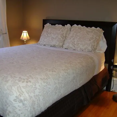 Bed & Breakfast Avalon Ottawa