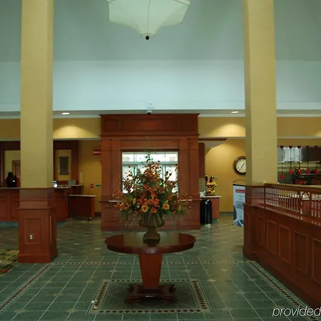 Hilton Garden Airport Hotel Ottawa