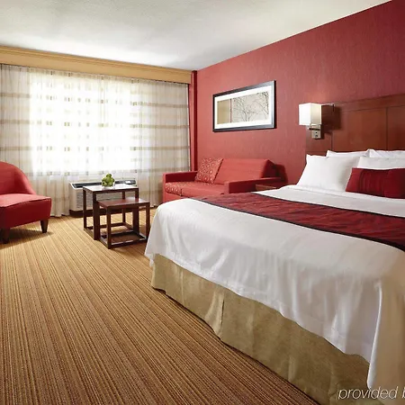 Courtyard By Marriott Downtown 3* Ottawa
