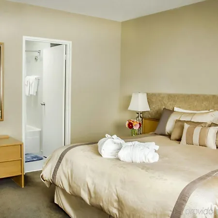 Hotel Cartier Place 3*