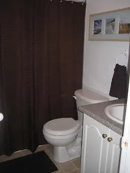 Adib - 362 Friel St, Unit 2 Apartment Ottawa