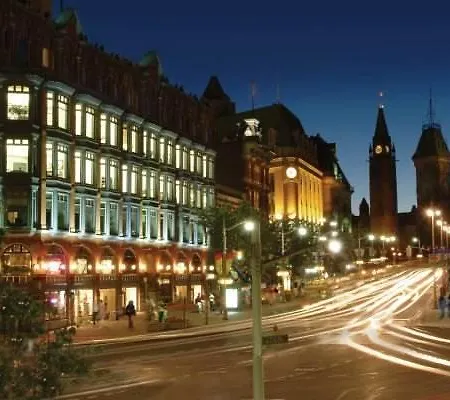 Hotel & Ottawa-downtown Ottawa