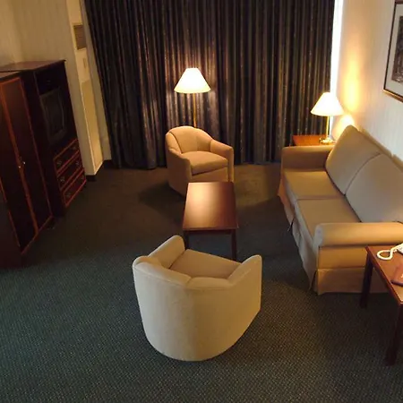 Hotel Hampton By Hilton Ottawa