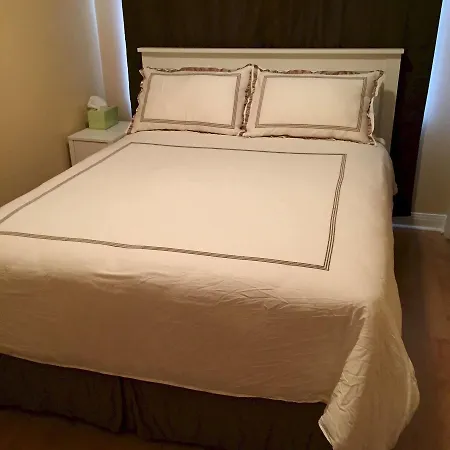 Hotel Give Me A Break Bed & Breakfast