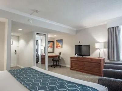 Capital Hill & 3* Ottawa