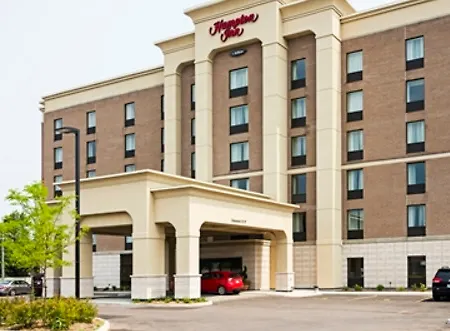 Hampton Airport Ontario 2*